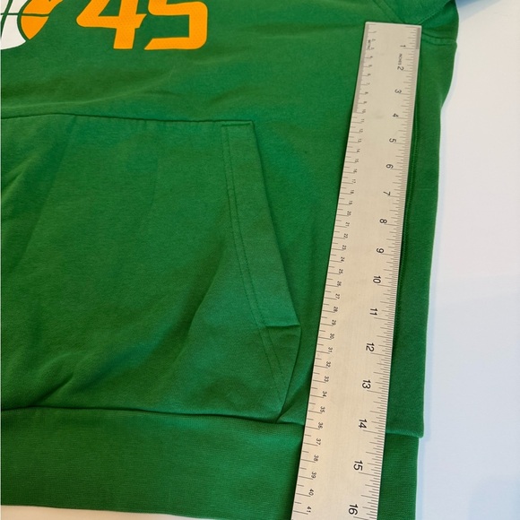 Nike Earned Green Utah Jazz Donovan Mitchell hoodie - Picture 5 of 8